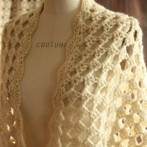 Vintage 1960s 1970s Shawl, Ivory Knit with Fringe Cape or Wrap